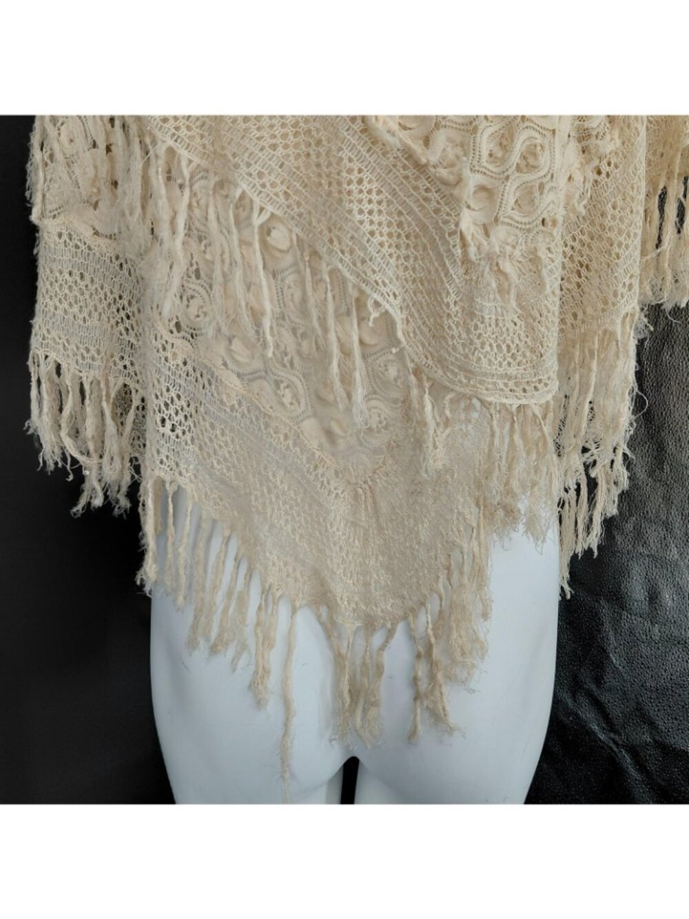 Vintage Crochet Shawl Wrap Women White Fringe Floral Boho Festival Pashmina - Picture 7 of 11